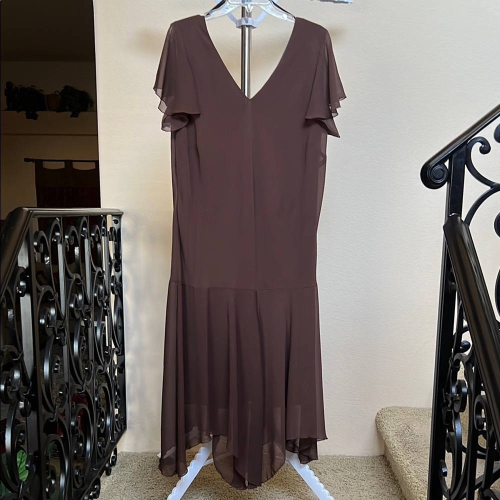 Chic V-Neck High Low Dress in Rich Brown